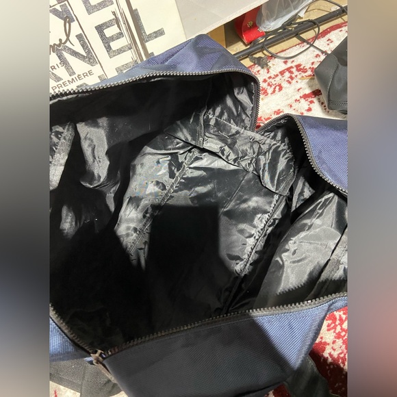 Jimmy Choo Parfume Duffel Bag. Navy Blue With Black Handles and Strap - Picture 12 of 12